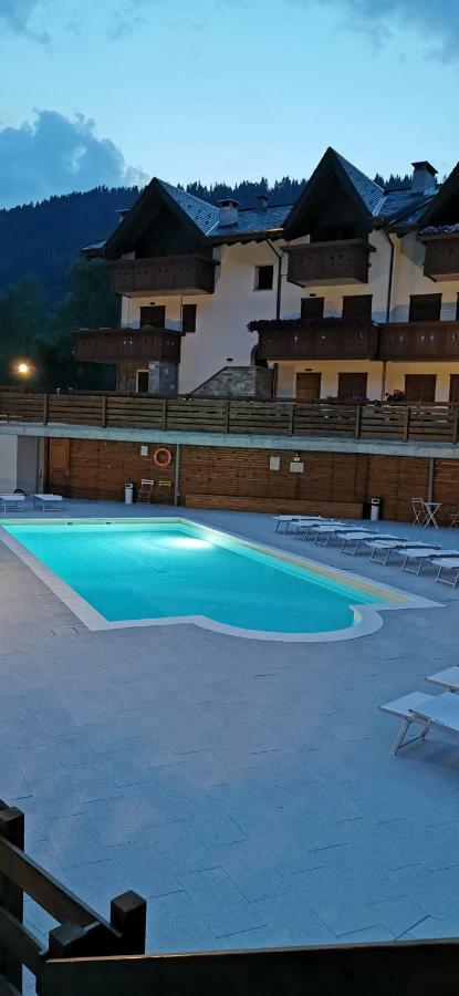 Borgo Alpino Chalet 4 อาปริกา ภายนอก รูปภาพ